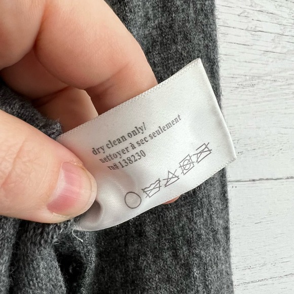 Pam & Gela Gray Destroyed Cashmere Blend Turtleneck Sweater Size S - Picture 6 of 10